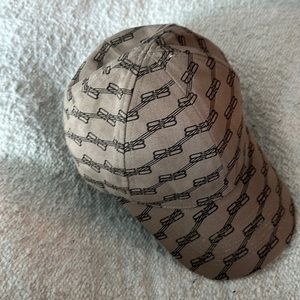Balenciaga cap